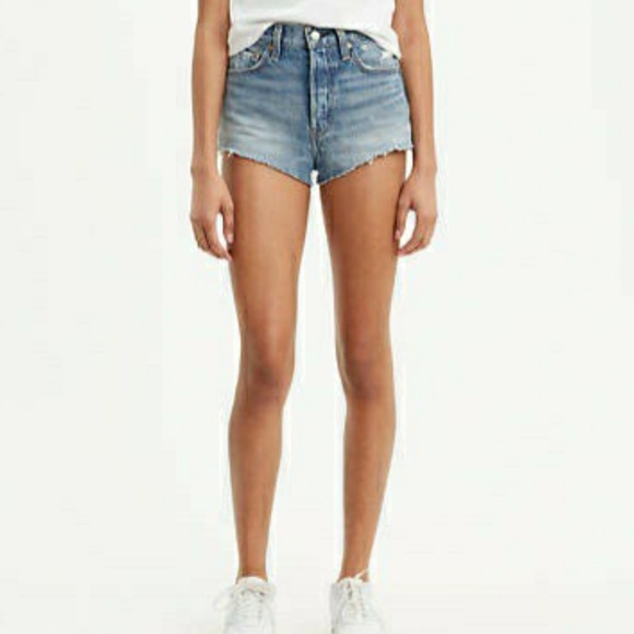 Levi’s Button Fly 501 Super Short Shorts NWT 30 - Picture 2 of 10